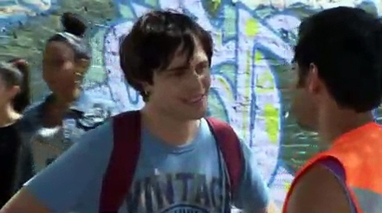 87 La Reina de Franklin_clip0