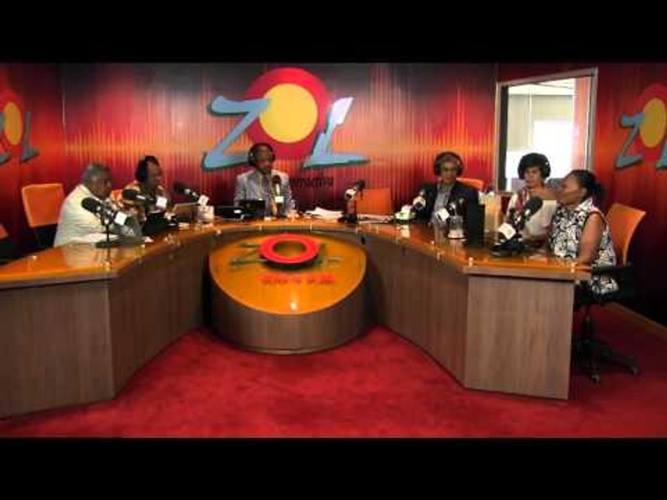 Magelis Mieses denuncia medio ambiente no le paga solar donde se construyo parque de los palmeros