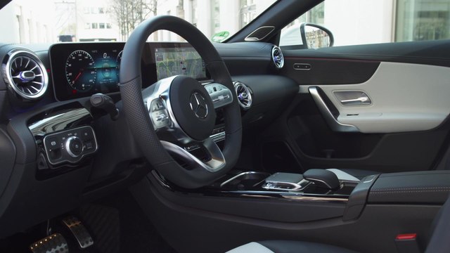 Mercedes-Benz CLA 220 d Coupé Interior Design