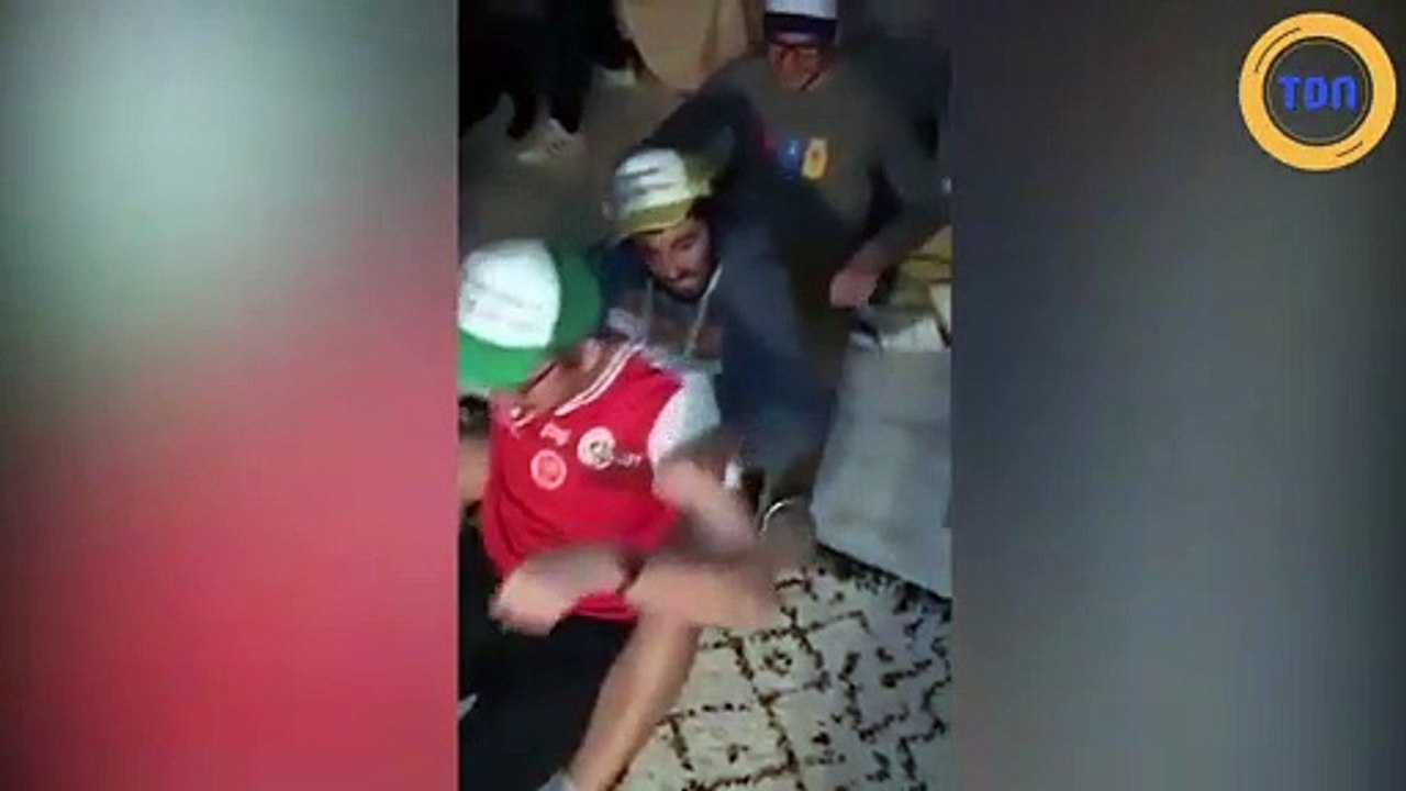Hilarant : ils se moquent des ronflements de leur ami !