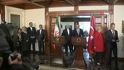 Dışişleri Bakanı Çavuşoğlu mevkidaşıyla bir araya geldi