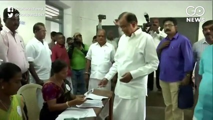 Congress leader P Chidambaram casts his vote