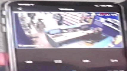 Sakarya Telefon Tarifesi Tartışmasında 2 Kadın Çalışanı Vurdu