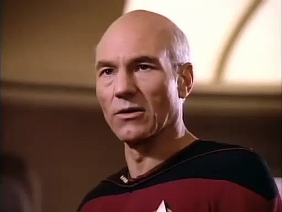 CAPTAIN PICARD sings „Let it Snow“ ("Make it so !") video Dailymotion