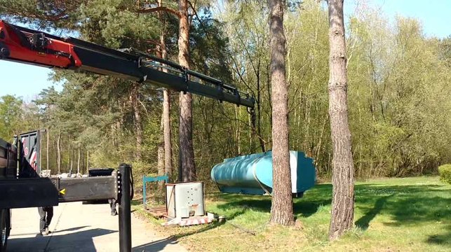 Visite du matériel de la protection civile.Video Eric Ghislain