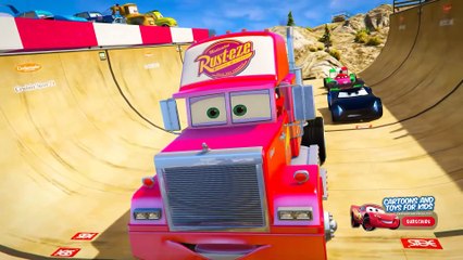 CARS 3 MCQUEEN MEGA JUMP CHALLENGE (Cars 3 Challenge)