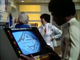 Space 1999 S02e18 - The Bringers Of Wonder (1)