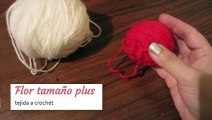 Flor tamaño plus tejida a crochet