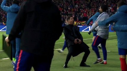 Pochettino imite la célébration polémique de Simeone dans le vestiaire de Tottenham