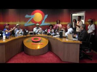 Asalto navideño para el fin de año 2016 de Maria Elena Nuñez al equipo de Elsoldelamañana