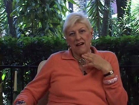 Square Pegs - Extras - Interview With Anne Beatts