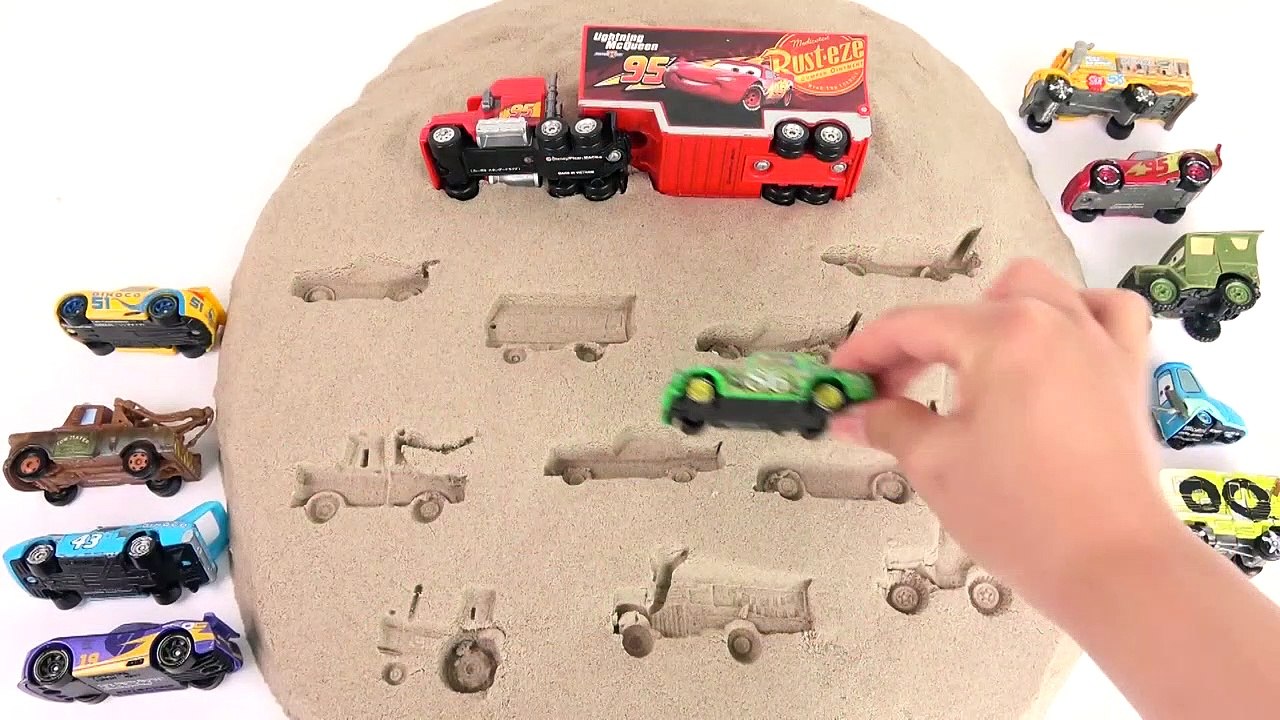 Apprendre les Couleurs Et les Chiffres avec Disney Cars & Thomas et ses Amis les Trains Jouets de Sable de Puzzle pour les enfants