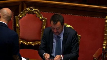 Borulhat az olasz koalíció