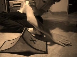 Fingerskate by thibeault  &  thomas