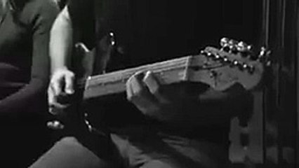 Melisa Karakurt - Bir Fırtına Tuttu Bizi