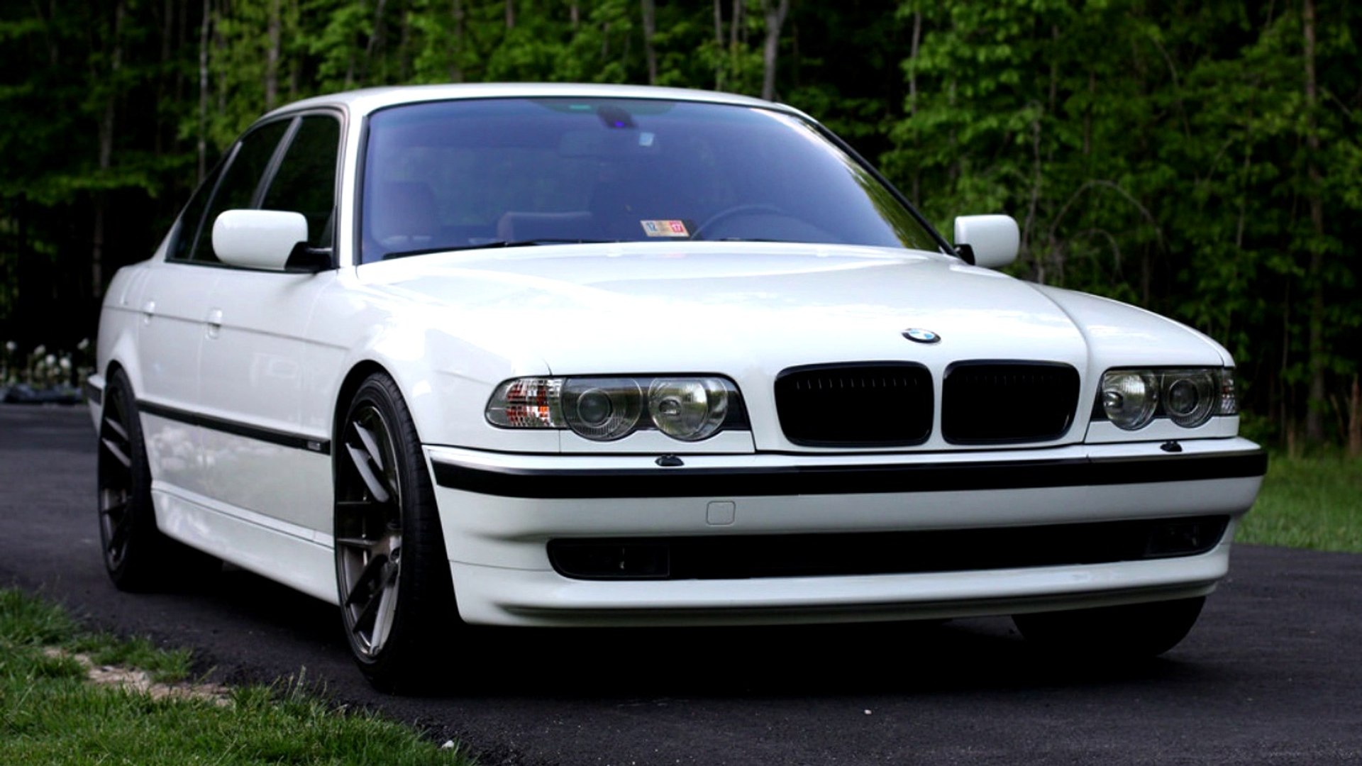 BMW e38 740i