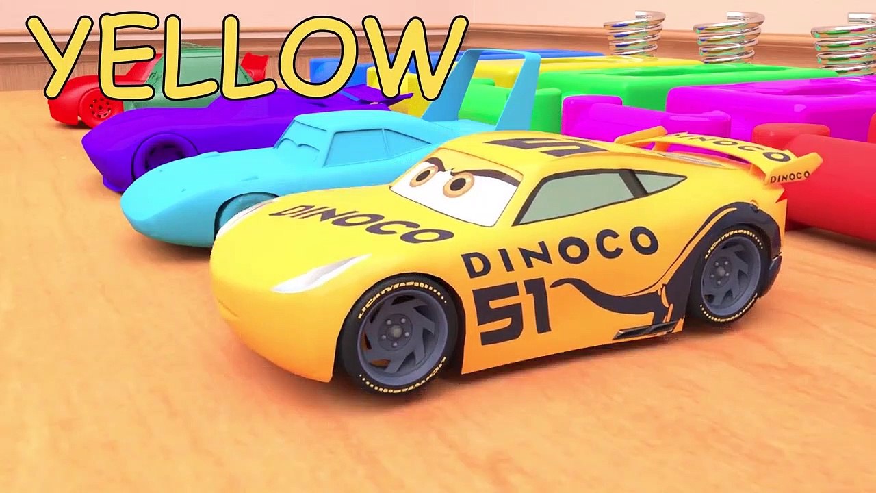 Supprimer les mauvaises parties du tracteur, de la bande dessinée d'équipement lourd coloré