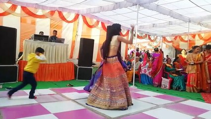 Surprise wedding dance and girls are perform