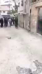 لحظة العثور على الطفلة نيبال