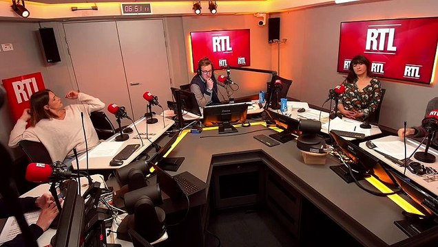 Les coulisses de la remise de la Légion d'honneur à Michel Houellebecq