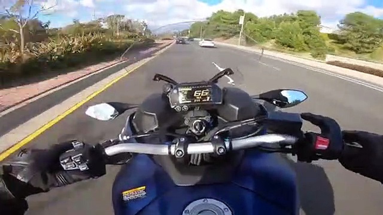 2019 Yamaha Niken GT MC Commute Review - mp4 - 360