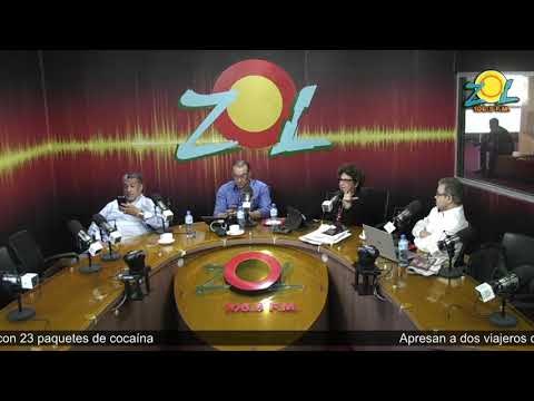 Rueda de Prensa del Ministro de Educación Andrés Navarro presente directores regionales