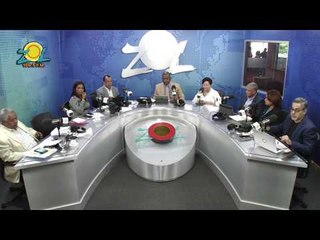 Therma Sanchez y la regidora Grey Almanzar comentan las obras del presupuestos participativo en SDE