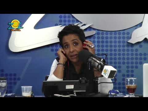 Comentando sobre el dia mundial de los Oceanos y llamada de Nashla Bogaert #SoloParaMujeres