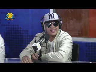 Daddy Yankee de visita y Carlos Sanchez junto comediante mexicano Alan Saldaña en Elmismogolpe