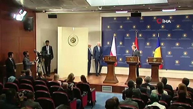 Dışişleri Bakanı Çavuşoğlu: 'S-400'lerin F-35'in teknolojisini alabileceği söyleniyor. Biz bunu gerçekçi bulmuyoruz. Biz başında beri S-400'ün tamamen bizim kontrolümüzde olması için hareket ettik'