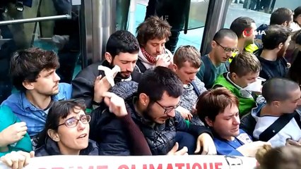 - İklim savunucuları dev Fransız firmalarına girişi engelledi