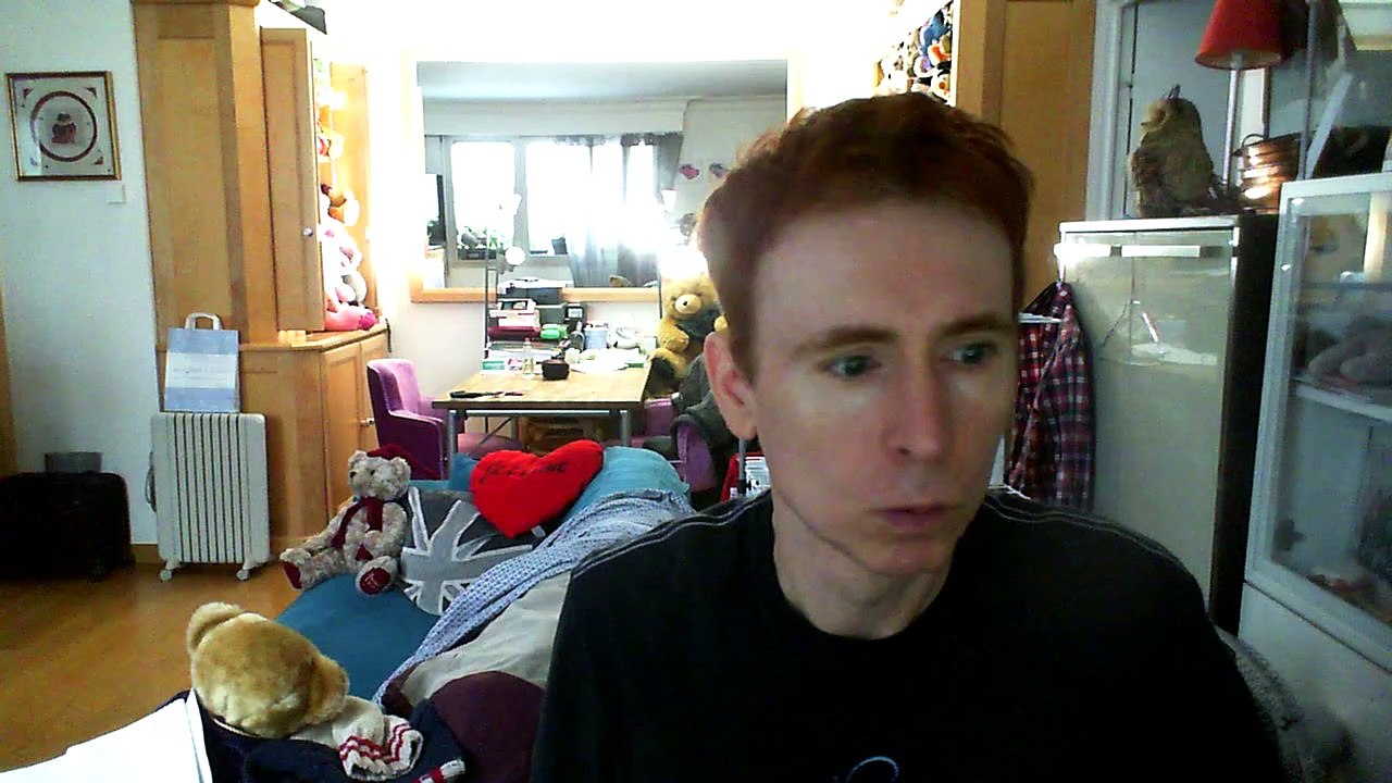 Wiwi égratigne "back in time" d'Huey Lewis & The News