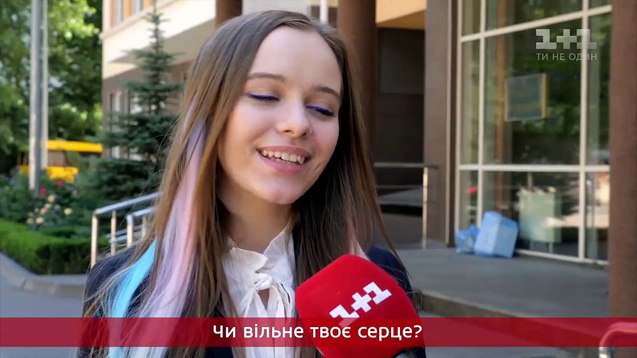 Ніка зі “Школи” розповіла, чи є в неї хлопець поза знімальним майданчиком
