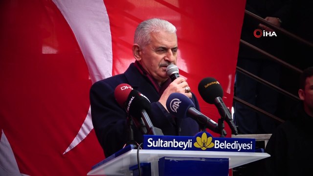 Binali Yıldırım Sultanbeyli’de cami açılışına katıldı