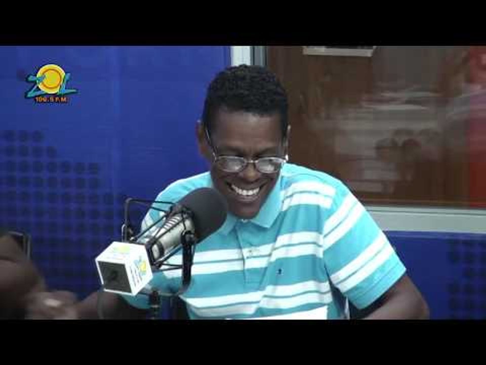 Martin Haina con su corito "Hay comején" del panorama político dominicano