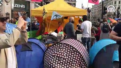 Londra'daki çevreci işgal eyleminde gözaltı sayısı 460 oldu