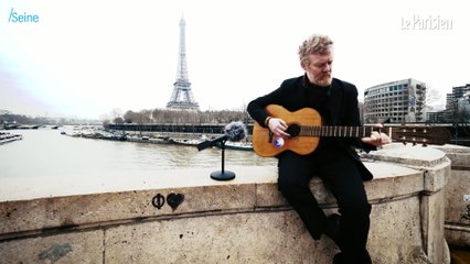 Download Video: Glen Hansard chante «Don't Settle» sur le pont de Bir-Hakeim