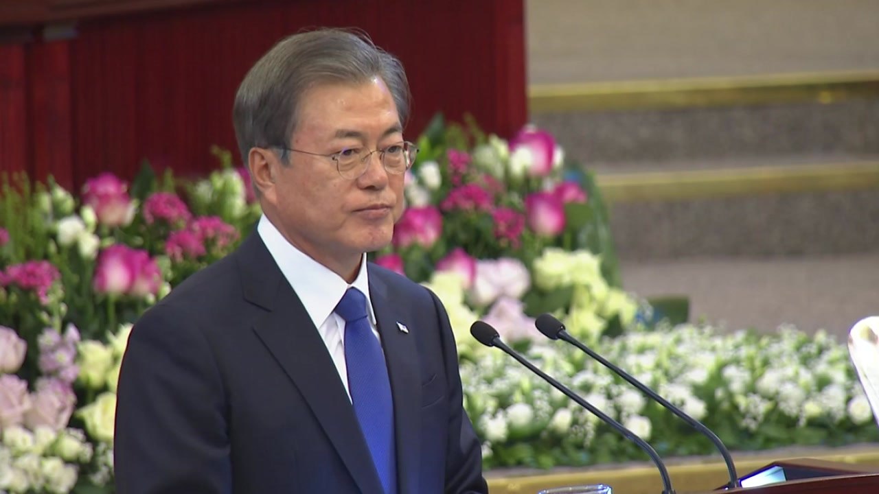 문 대통령 "중앙아시아 비핵화 우리에게 교훈...철도로 만날 것" / YTN