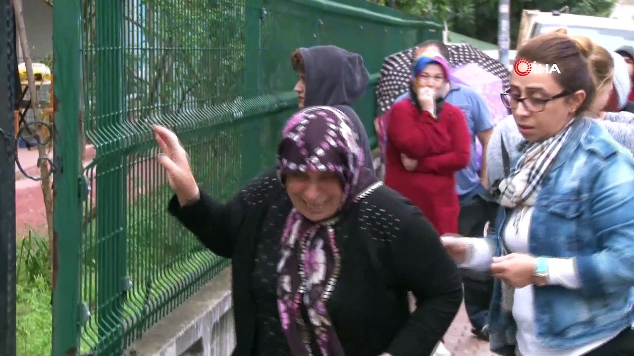 Nişanlısından ayrıldığı için intihar eden kızının cesedi başındaki ağıdı yürekleri yaktı