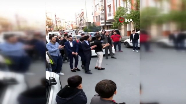 Düğün ve asker uğurlama bahanesiyle havaya ateş açtılar yol kapattılar. O anlar kamerada