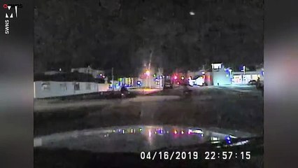 لقطات مدهشة ومرعبة لنيزك ضخم يضيء سماء الليل