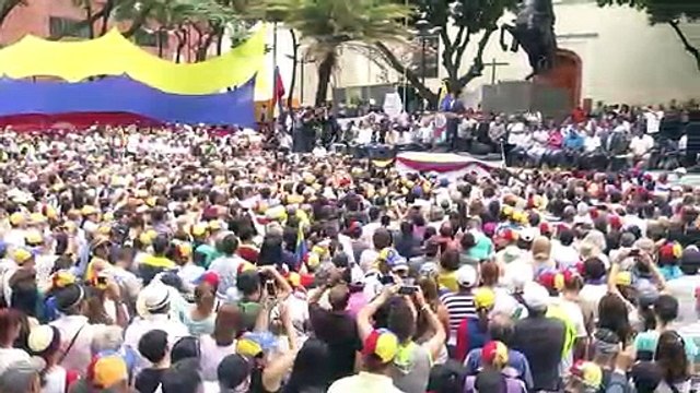 Guaidó llama a marcha más grande en la historia contra Maduro