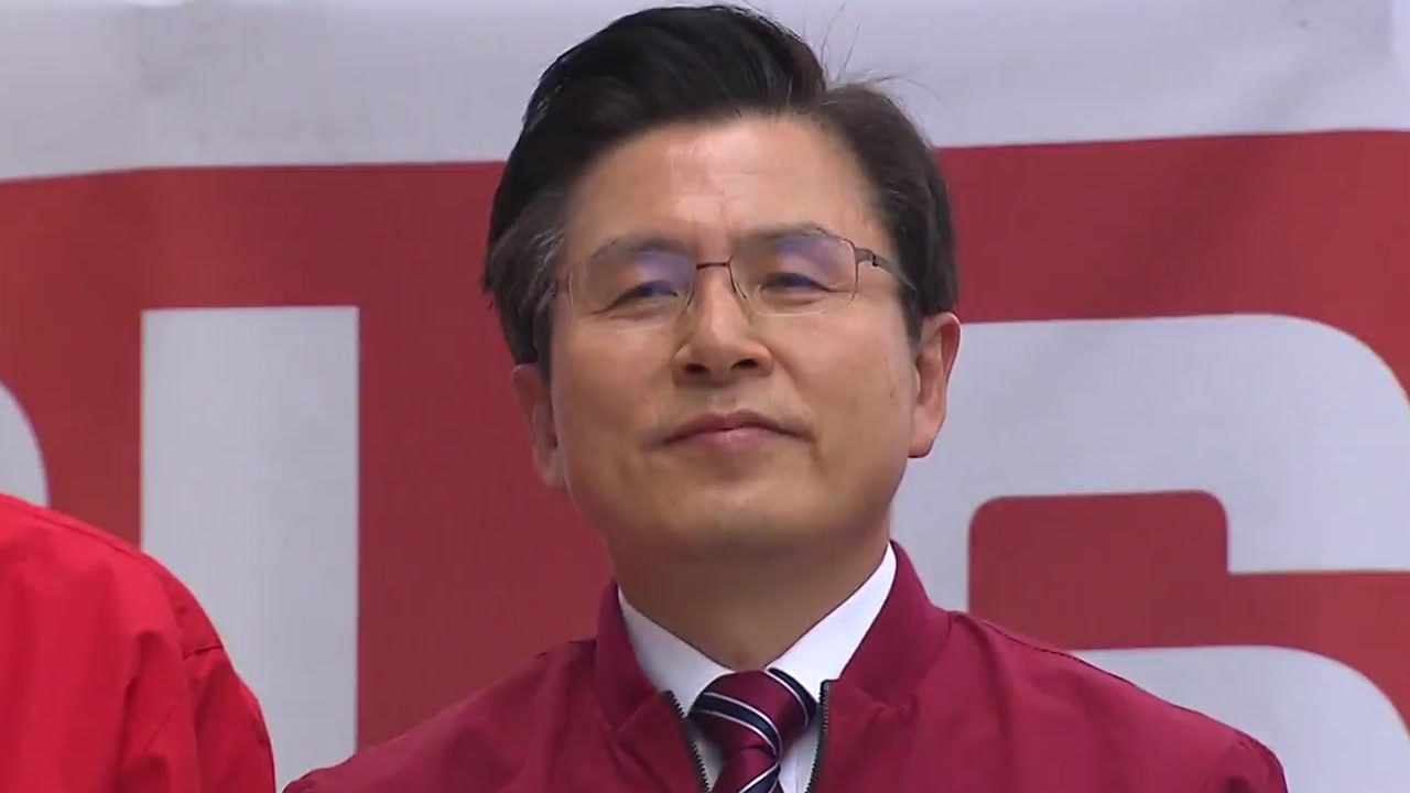 황교안 "문 대통령, 北 김정은 대변인 역할" / YTN