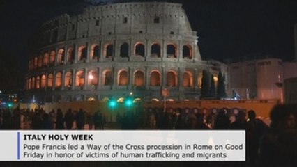 Pope leads Way of the Cross procession dedicated to migrants