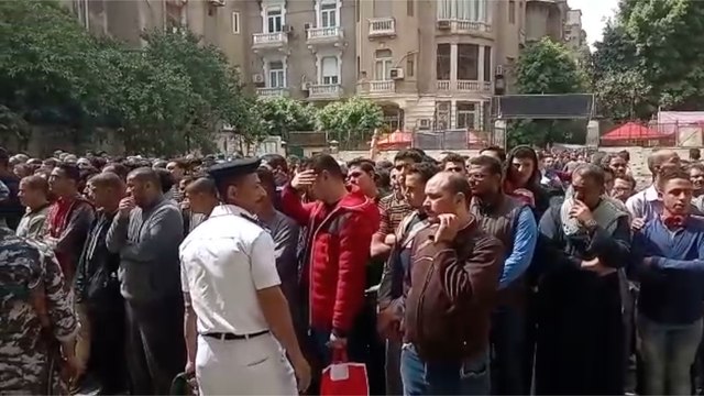 زحام شديد في لجنة بالزمالك للاستفتاء على التعديلات الدستورية