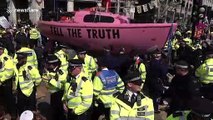 Police remove and arrest Oxford Circus climate change activists