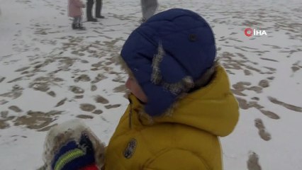 Kış turizmin merkezi Uludağ yolu yeniden beyaza büründü