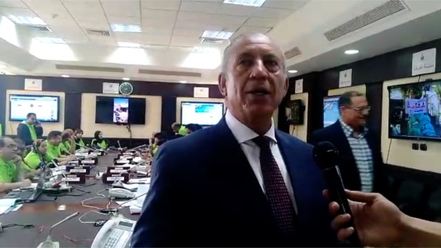 محافظ البحر الأحمر يتابع سير العملية الانتخابية من داخل غرفة العمليات