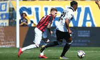 Casti colpisce, Alves pareggia: 1-1 al Tardini