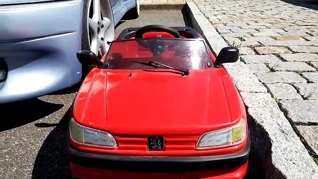 La Peugeot 306 fête ses 26 ans au musée de l'aventure Peugeot